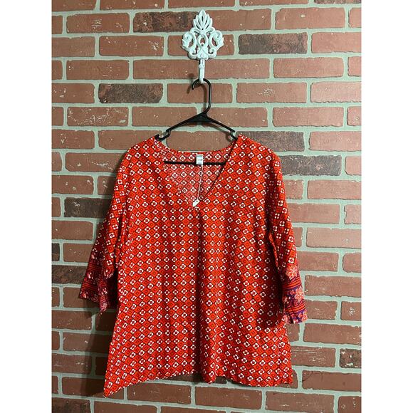 Old Navy | 3/4 Sleeve V-Neck Boho Top - Picture 1 of 5